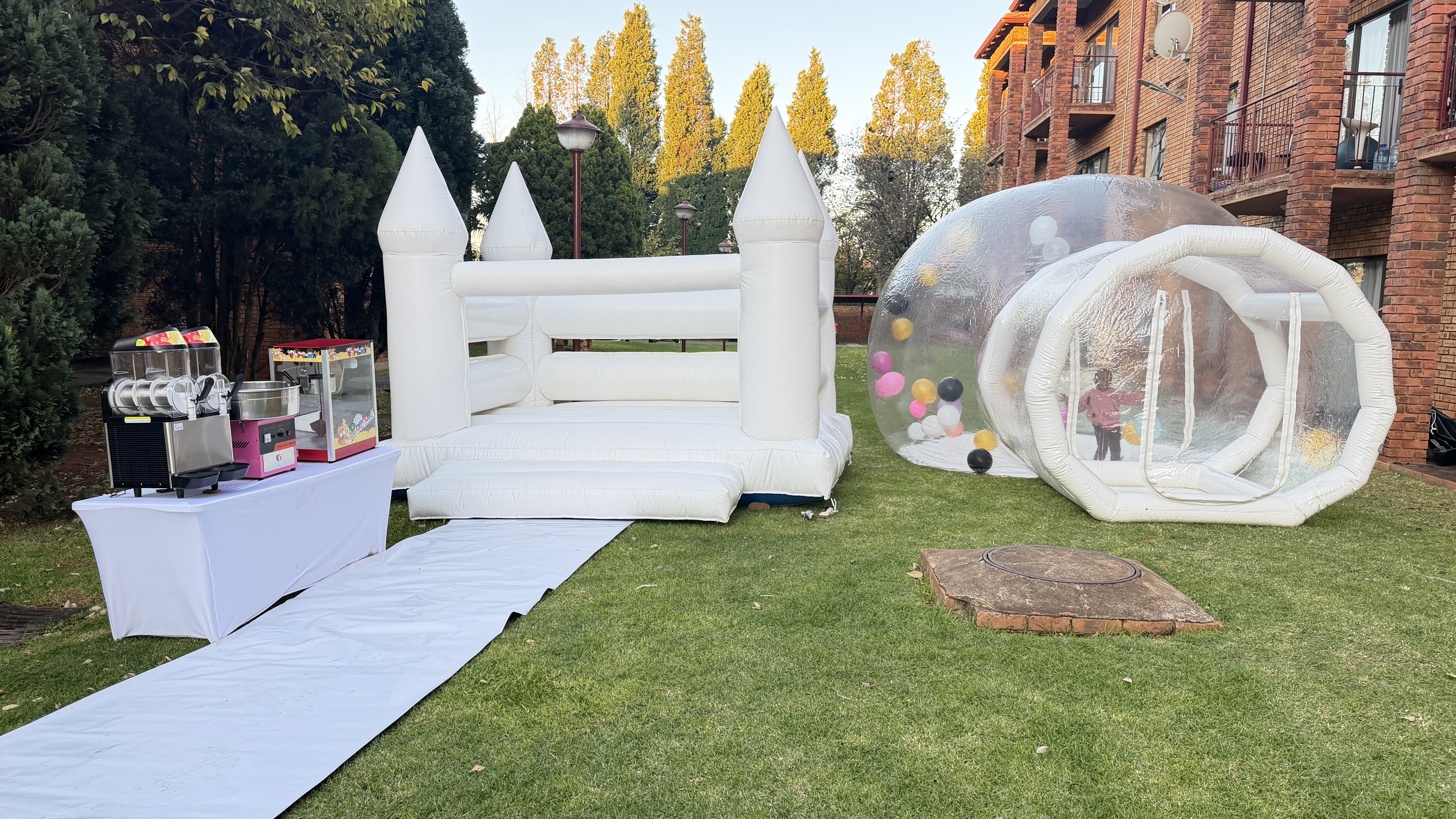 Fun Machines & Inflatables